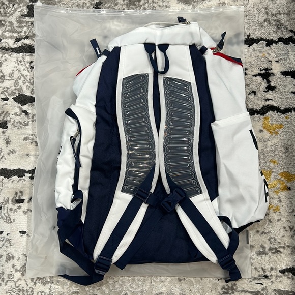 Nike Hoops Elite Max Air Team Quadzip USA Olympic Basketball Edition Backpack - Picture 3 of 10